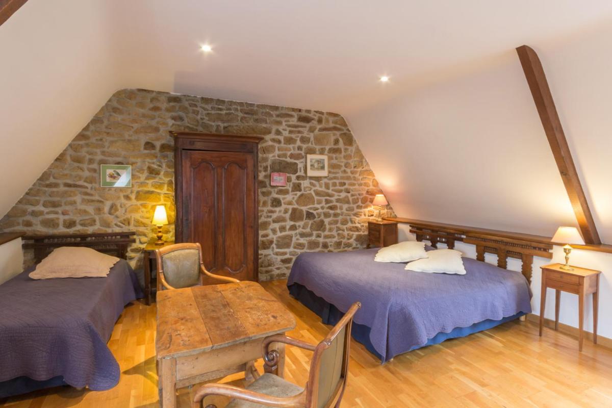 Bed and Breakfast Les Chaumieres De Kerimel Ploemel Экстерьер фото